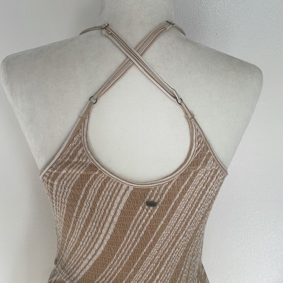 Crisscross strap O’Neill sun dress - Picture 4 of 10